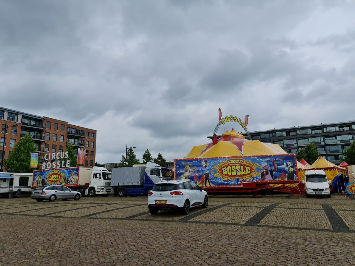 Cursus Bossle, Circussen